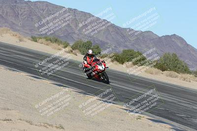 media/Dec-04-2025-Racers Edge (Thu) [[5ebc9f124d]]/3-B Group/7-Session 4 (Turn 10 Inside)/